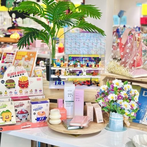 FOR SALE: Turnkey Flagship Retail Business in North York